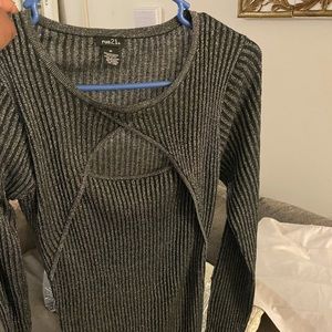 Rue 21 dress barley worn mid thigh I’m 5 5”